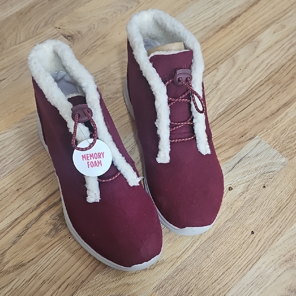 Women's Burgundy Memory Foam Ankle Boots